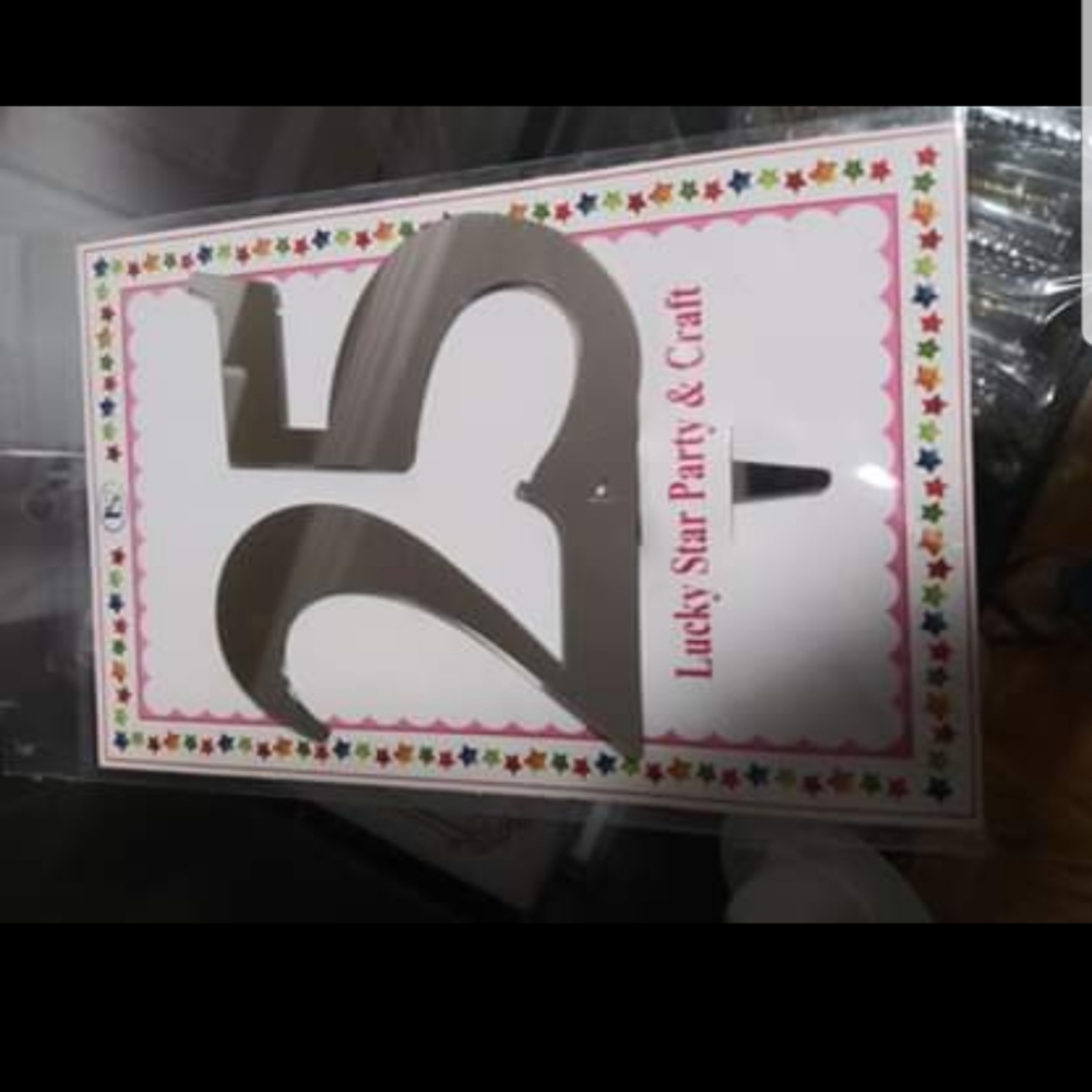 Cake topper